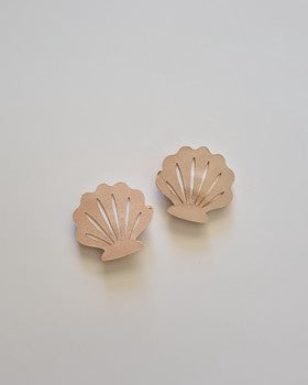 Beige Seashell Clips