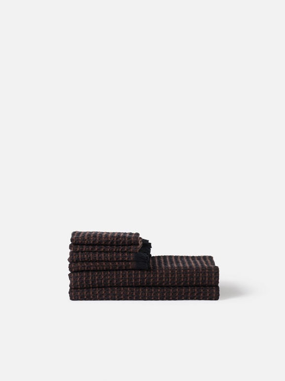 Citta Design Aalto Hand Towel Midnight / Mahogany
