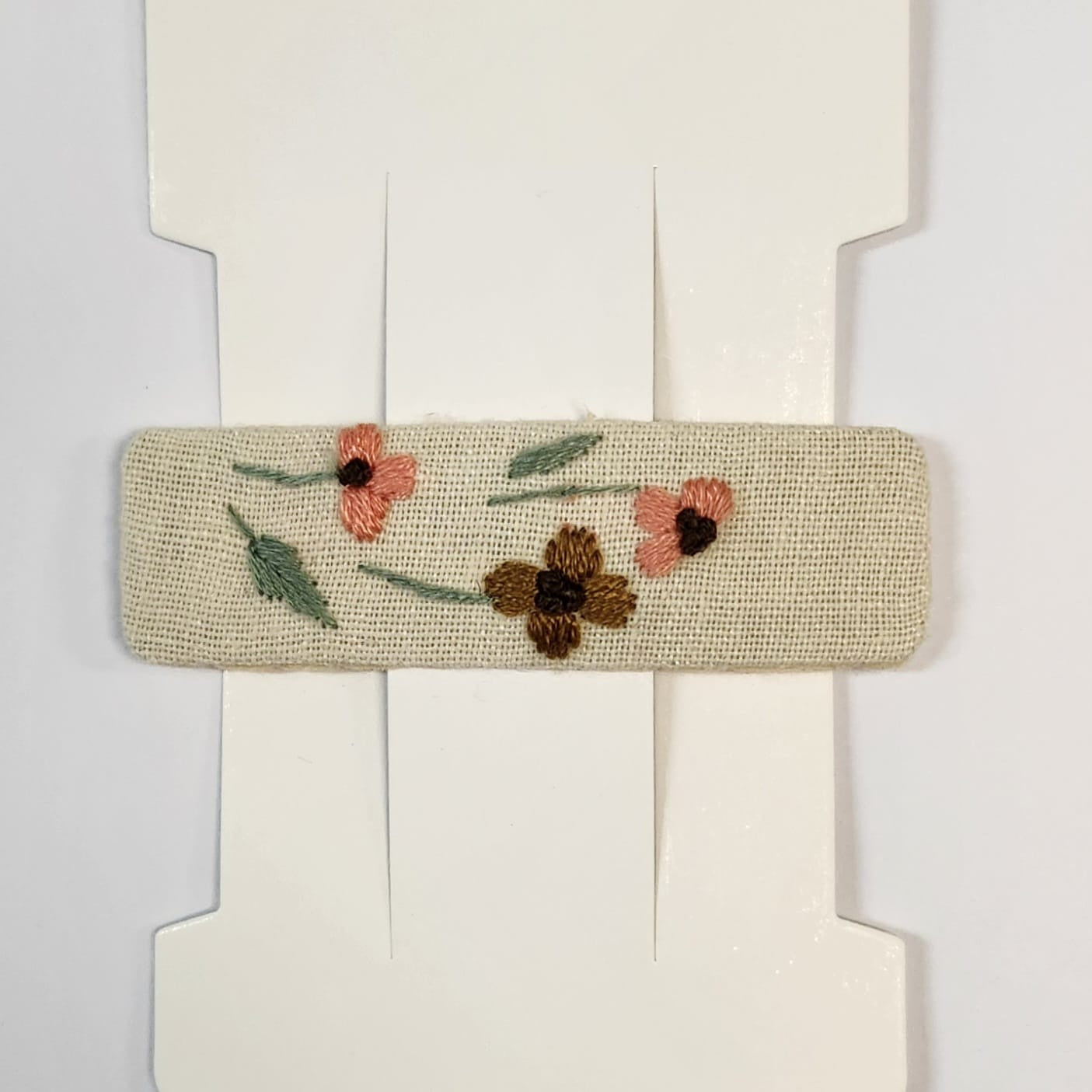 Hand Embroidered - Clip Poppy Single