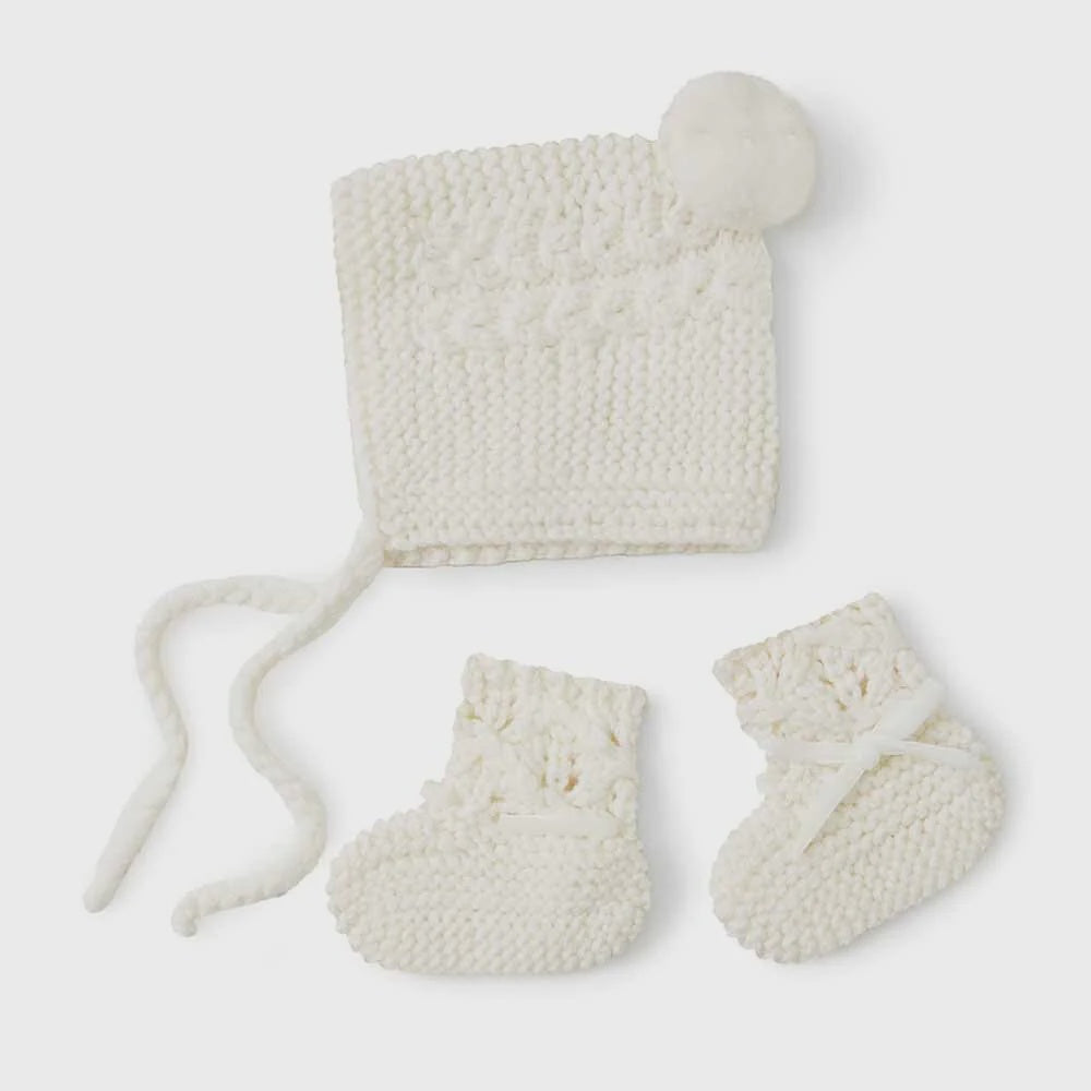 Snuggle Hunny Ivory Merino Wool Bonnet & Booties