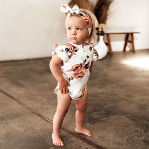 Snuggle Hunny Short Sleeve Bodysuit